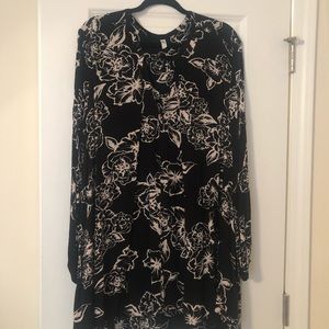 Free People black and cream long sleeve mini dress